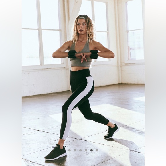 FP Movement by Free People Pants - FP Movement X KILOGEAR Cut Booty Lift Leggings Large